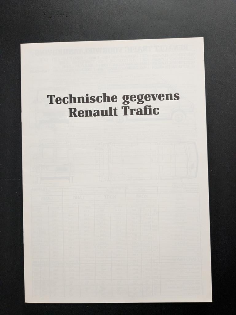 Brochure Technische gegevens RENAULT Trafic model 1984, Ophalen of Verzenden, Zo goed als nieuw, Renault