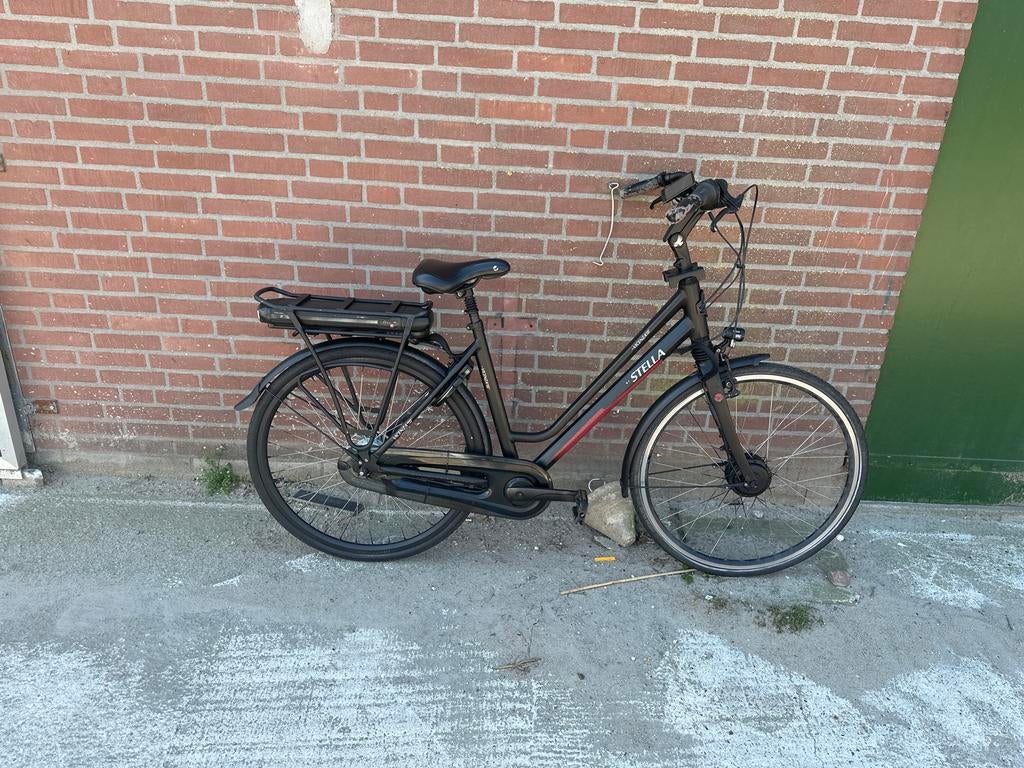 Stella elektrische fiets, zwart, goede staat, 51 tot 55 cm, Ophalen of Verzenden, Gebruikt, 50 km per accu of meer