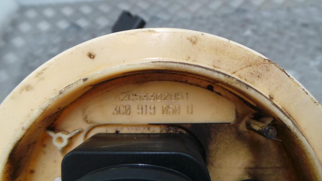 VOLKSWAGEN PASSAT 2.0 TDI Trendl. Blue BRANDSTOF POMP VOOR D, Ophalen of Verzenden, Gebruikt, Stiba lid