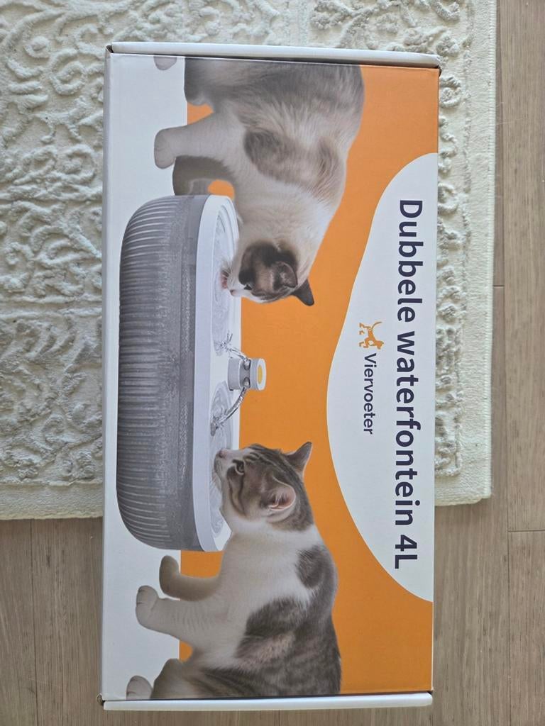 Viervoeter fresh dubbele waterfontein NIEUW, Dieren en Toebehoren, Ophalen of Verzenden, Nieuw