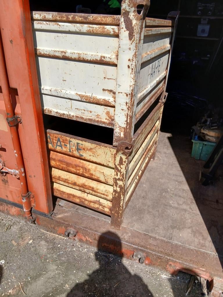 Stalen bakken, Doe-het-zelf en Verbouw, Kratten en Dozen, Ophalen, Gebruikt, 100 cm of meer, 60 cm of meer