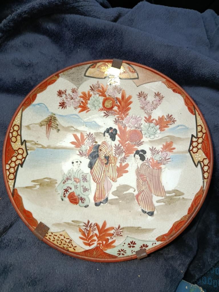 Antiek Japans Satsuma Aardewerk Bord met Geisha's, Antiek en Kunst, Ophalen of Verzenden