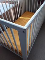 Wit ledikant met matras, Kinderen en Baby's, Babywiegjes en Ledikanten, Ophalen, Gebruikt