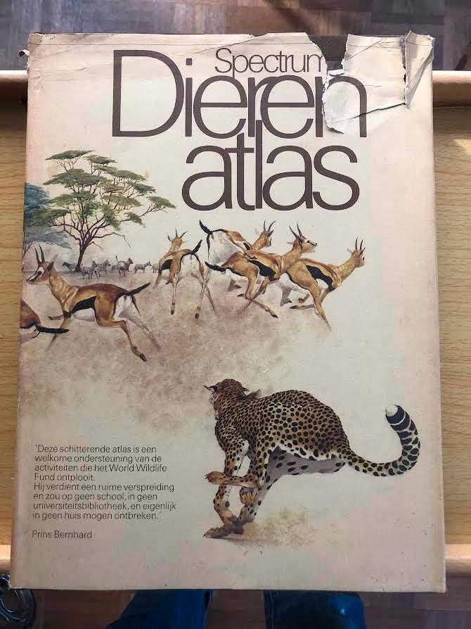 Spectrum Dierenatlas, Boeken, Overige Boeken, Gelezen, Ophalen of Verzenden