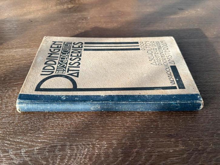 Puddingen-IJsgerechten A. Scholten 1933 1e druk, Boeken, Kookboeken, Gelezen, Taart, Gebak en Desserts, Nederland en België, Ophalen of Verzenden