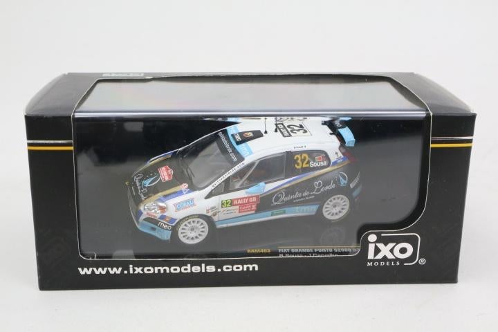 1:43 Fiat Grande Punto S2000 2009 #32 -  IXO  - Nu €16,95, Overige merken, Auto, IXO, Info@bram-modelcars.nl