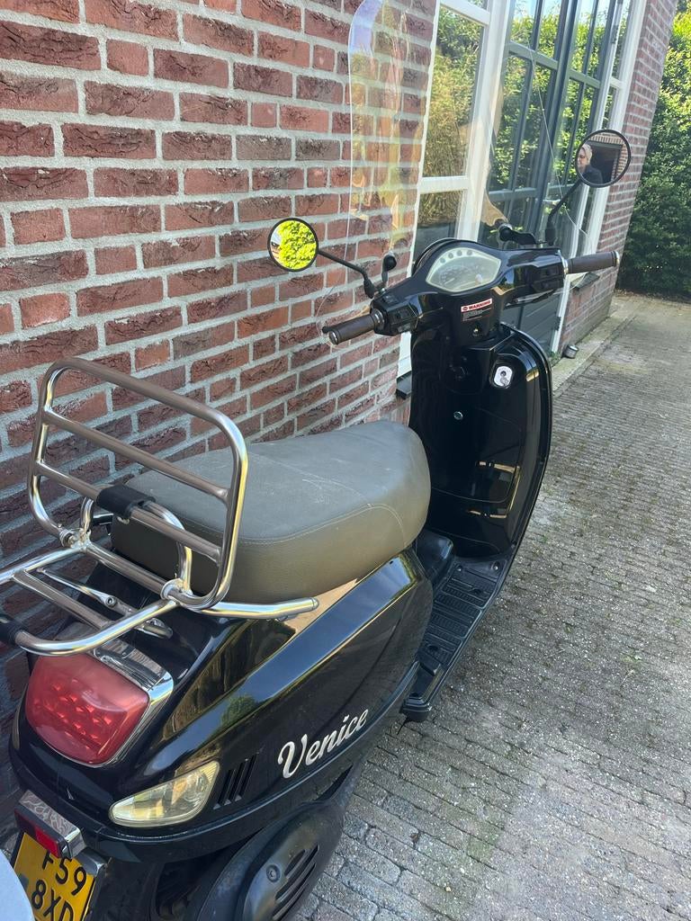 Scooter Venice - Start niet, nieuwe accu, Fietsen en Brommers, Ophalen of Verzenden, Gebruikt, Overige merken