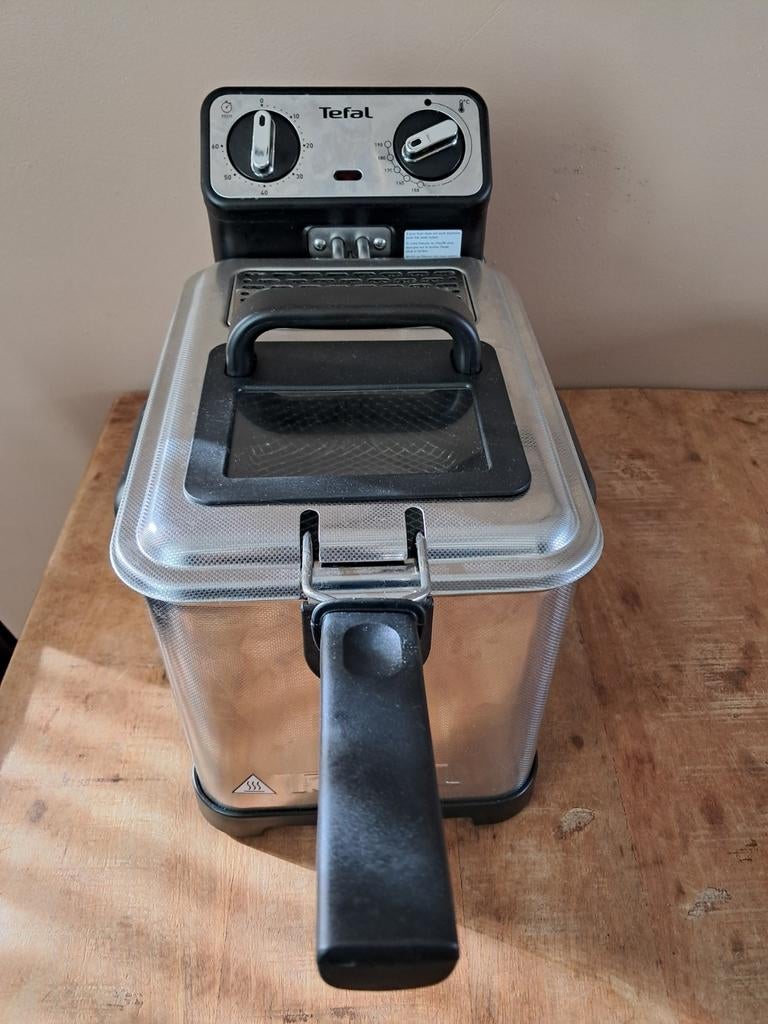 Z.G.A.N. Tefal Filtra Pro 3 liter friteuse, frituurpan, 2 tot 3 liter, Ophalen of Verzenden, Zo goed als nieuw, Uitneembare binnenpan