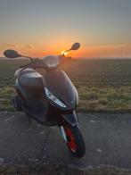 Piaggio zip WAARDEPEILING, Fietsen en Brommers, Overige modellen, Maximaal 45 km/u, Ophalen of Verzenden, Zo goed als nieuw