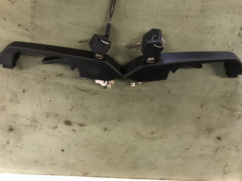 Scania 143 / 3-serie deurklink, Gebruikt, Scania, Carrosserie en Plaatwerk