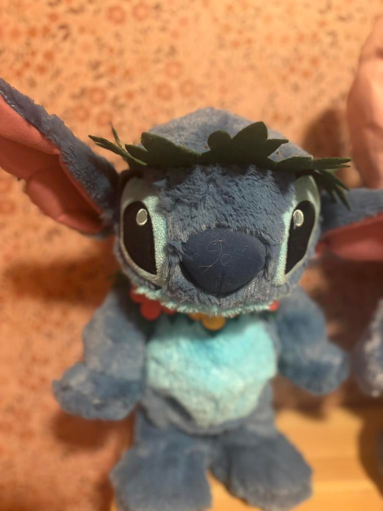 Dansende stitch, Verzamelen, Ophalen of Verzenden, Zo goed als nieuw, Knuffel of Figuurtje