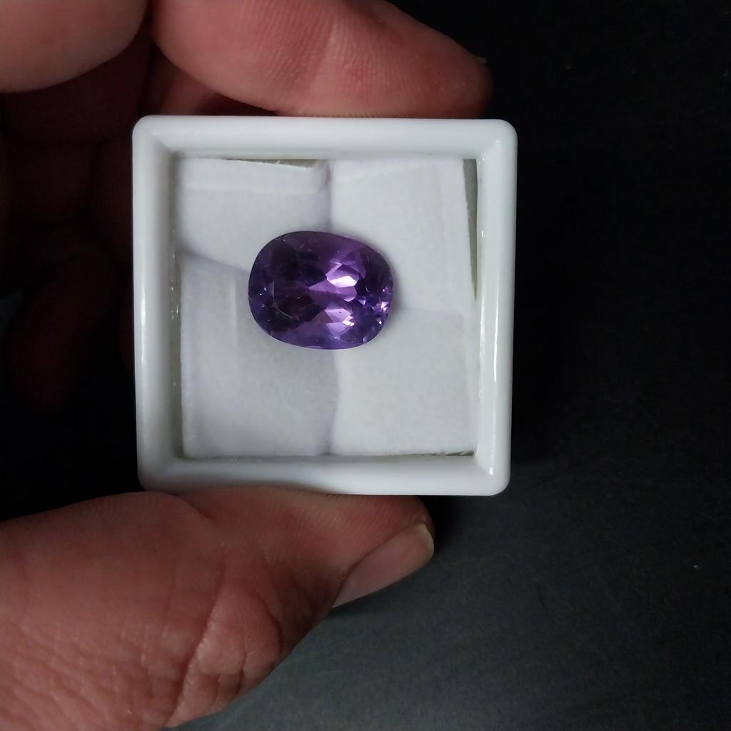 Top kleur Amethist ovaal facet 1, Ophalen of Verzenden, Zo goed als nieuw