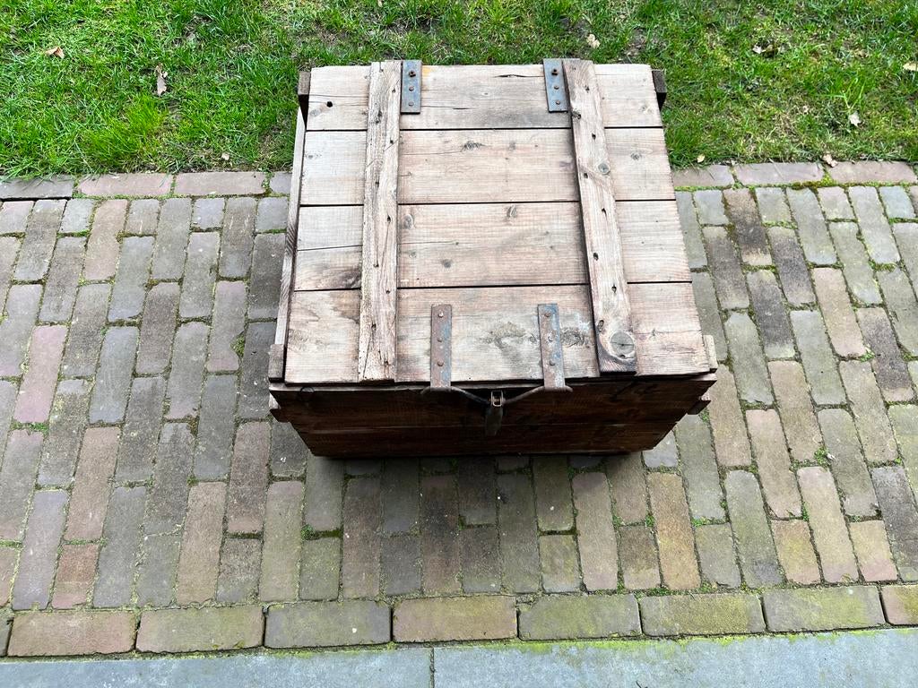 Authentieke houten eierkist - 60x60x40 cm, Ophalen, Gebruikt, 50 tot 100 cm, Minder dan 50 cm