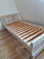 Stijlvol houten bed 90x200, Ophalen, Zo goed als nieuw, 180 cm of meer, 85 tot 100 cm