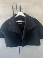 MaxMara korte cape jas – maat 40 – angora, wol & kasjmier, Kleding | Dames, Ophalen, Zo goed als nieuw, Maat 38/40 (M), Zwart