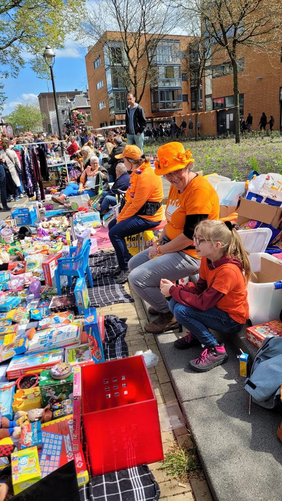Beschikbaar plekje koningsmarkt beekpark, Ophalen, Nieuw