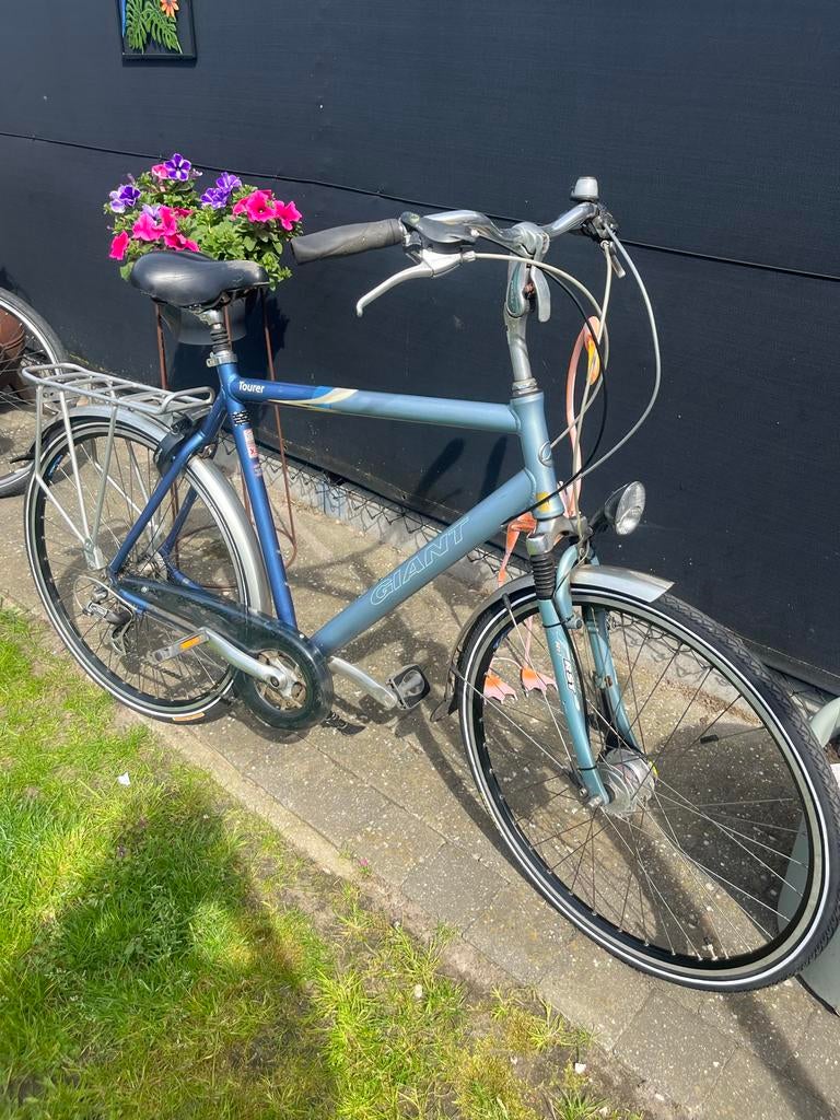 Giant Tourer XL - 21 versnellingen, nieuwe banden en ketting, Fietsen en Brommers, Fietsen | Heren | Herenfietsen, Gebruikt, Velgrem