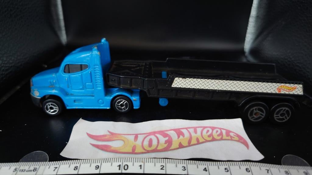 Hot Wheels Long Hauler met trailer - Blauw, Ophalen of Verzenden, Zo goed als nieuw, Bus of Vrachtwagen, Overige merken