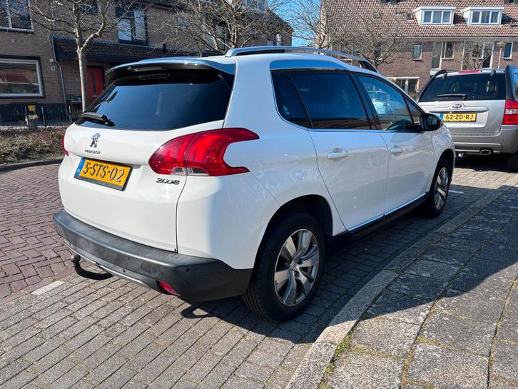 Peugeot 2008 1.2 VTI 60KW/82PK 2013 Wit, Auto's, Peugeot, Particulier, Airbags, Airconditioning, Bluetooth, Centrale vergrendeling