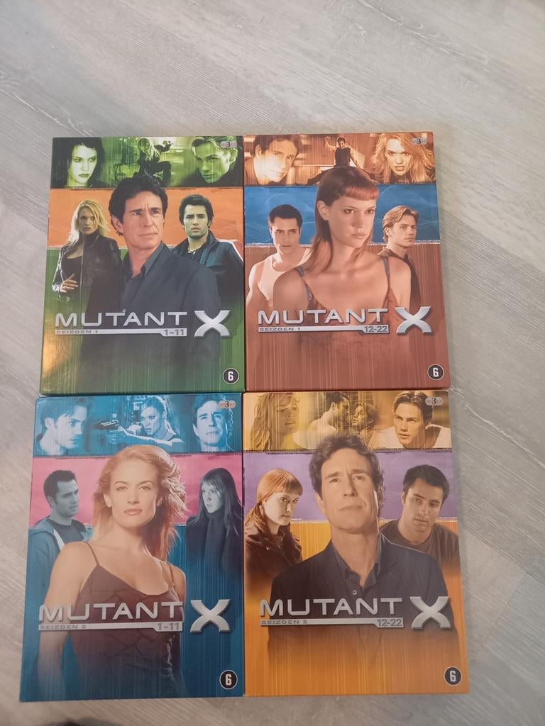 Mutant X (serie) seizoen 1 en 2 , dvd's., Ophalen, Zo goed als nieuw