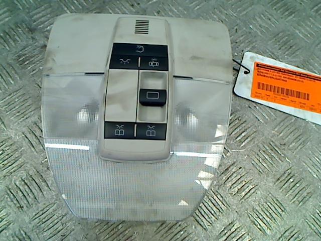 Binnenverlichting Mercedes-Benz A (W169) 2005 A1698204901, Gebruikt, Mercedes-Benz AG, Mercedes-Benz, Mercedesstraße 120, Stuttgart 70372, , Duitsland