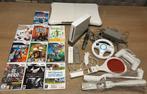 Wii console compleet met veel accessoires en spellen, Spelcomputers en Games, Ophalen of Verzenden, Gebruikt, Met 1 controller