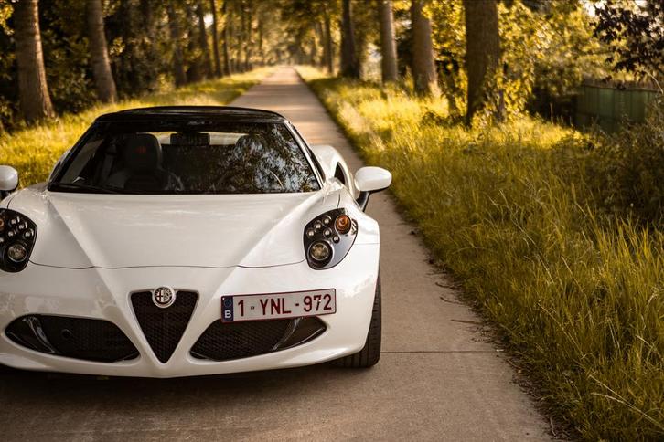 Alfa Romeo 4C Spider - Madreperla Bianco parelmoer - 18000km, Auto's, Alfa Romeo, Particulier, 4C, ABS, Airbags, Airconditioning