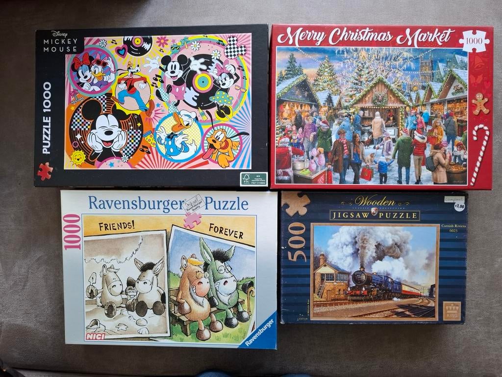 Vier legpuzzels: Disney, Kerst, Friends Forever, Trein, Ophalen of Verzenden, 500 t/m 1500 stukjes, Zo goed als nieuw, Legpuzzel