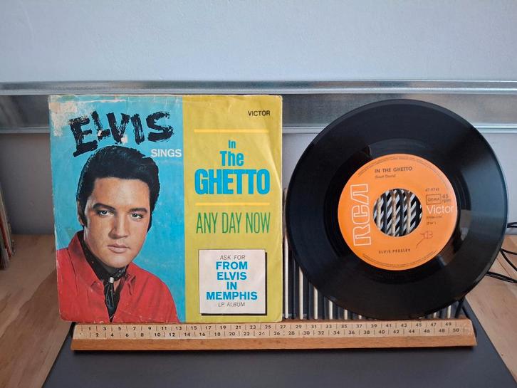 Elvis Presley-In the ghetto(216) 4 euro vaste prijs, Cd's en Dvd's, Vinyl Singles, Zo goed als nieuw, Single, Pop, 7 inch, Ophalen of Verzenden