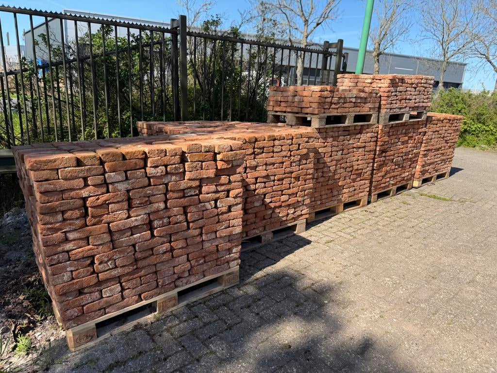 4500 stuks antieke handvorm steen waalformaat 22x5,5x11cm., Ophalen, Gebruikt, Bakstenen, Info@walstra.nl