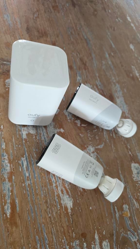 Eufy Security Camera Set met HomeBase 2, Ophalen of Verzenden, Gebruikt, Buitencamera