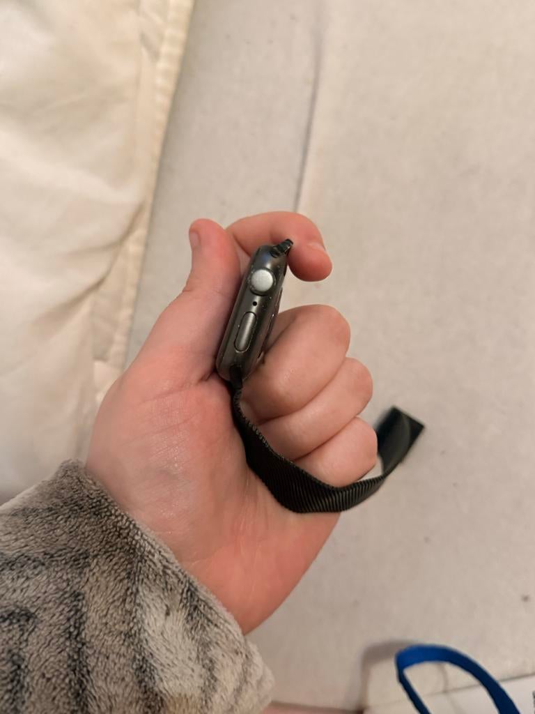 Apple Watch SE (1e generatie) - Spacegrijs, Gebruikt, Hoogte, Zwart, IOS