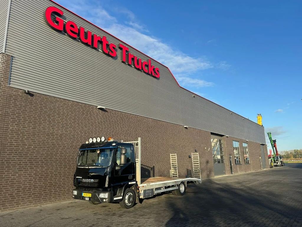 Iveco Eurocargo 12-60 OPRIJWAGEN / MACHINE TRANSPORTER / PLA, Auto's, Vrachtwagens, Achterwielaandrijving, Euro 6, Iveco, Zwart