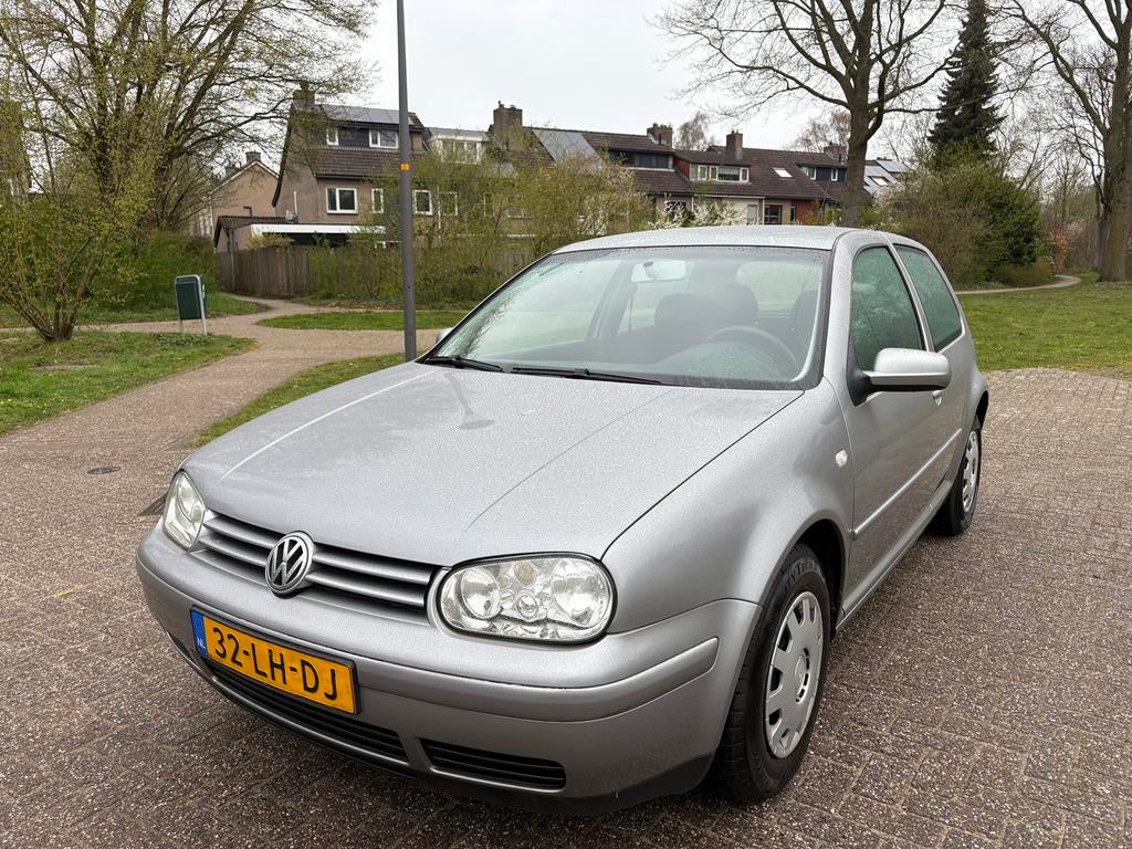 Volkswagen Golf 1.6 77KW 2003 AIRCO CRUISE NAP NIEUWE APK!!, Voorwielaandrijving, 4 cilinders, 49 €/maand, 1200 kg