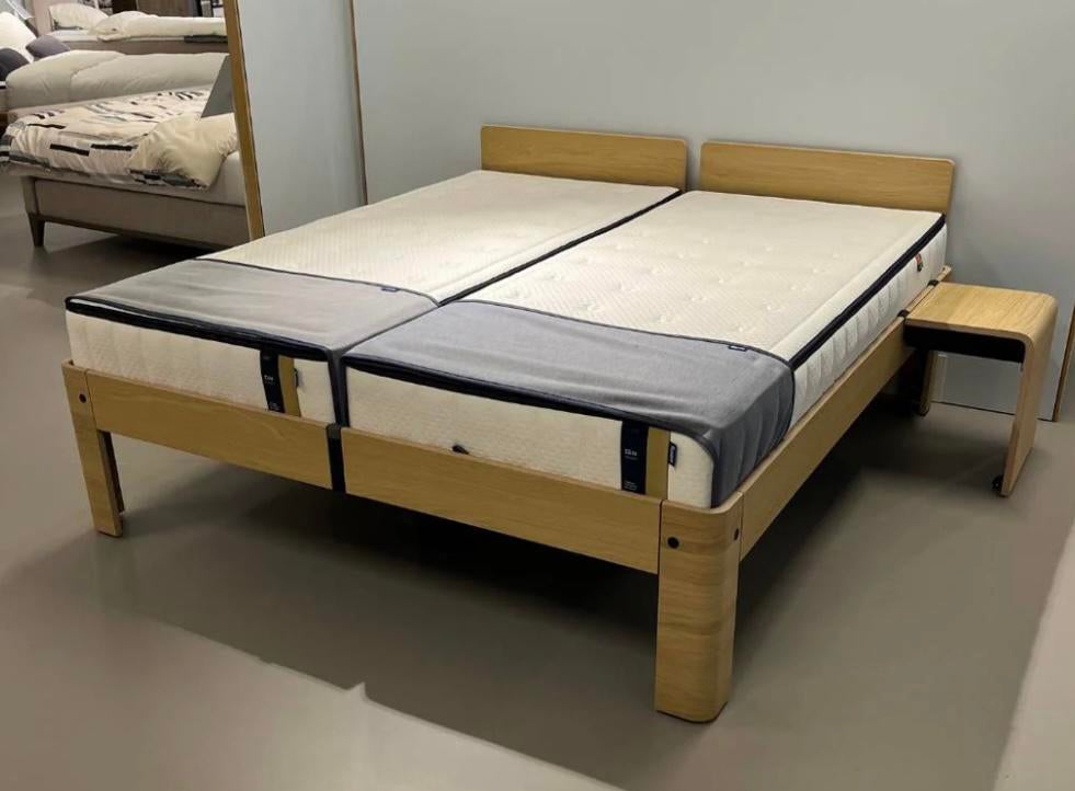 Showroom Auping Auronde Deelbaar 180x200 Oak  2M Elektrisch, Huis en Inrichting, Slaapkamer | Bedden, Verstelbaar, Overige kleuren