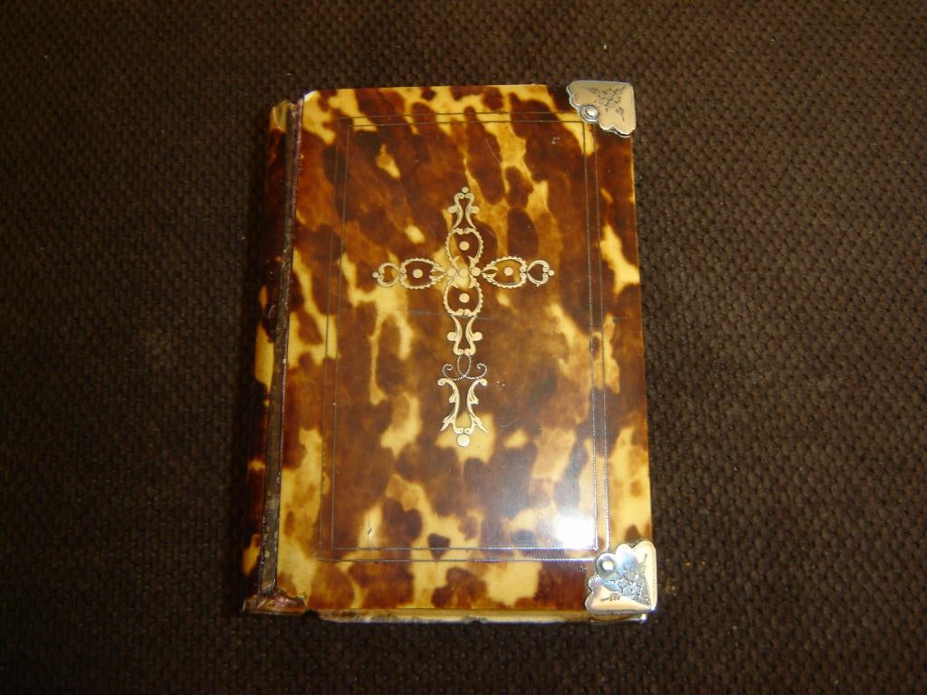 R.K. gebedenboek schildpad kaft zilver inleg 1846, Antiek en Kunst, Verzenden