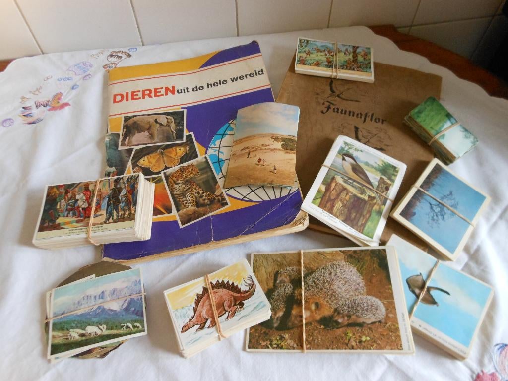 diverse verzamel plaatjes 2 boeken, Ophalen
