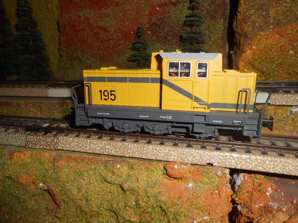 Märklin 29182, uit deze startset de digitale dieselloc 195, Hobby en Vrije tijd, Modeltreinen | H0, Wisselstroom, Locomotief, Analoog