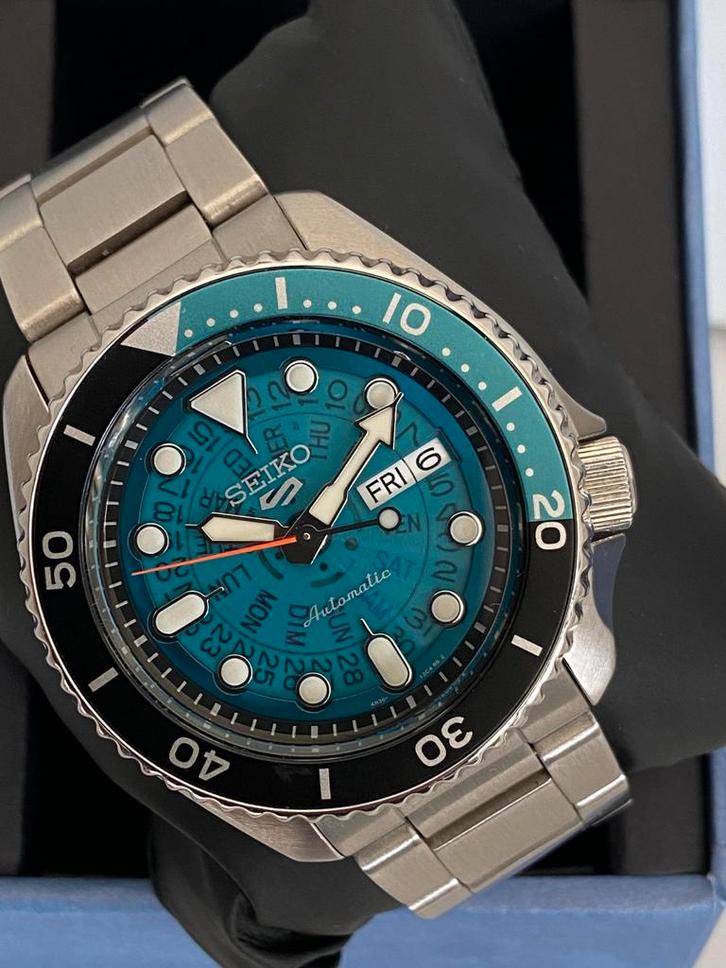 Seiko 5 Sports SRPJ45K1, Sieraden, Tassen en Uiterlijk, Horloges | Heren, Zo goed als nieuw, Polshorloge, Seiko, Staal, Staal