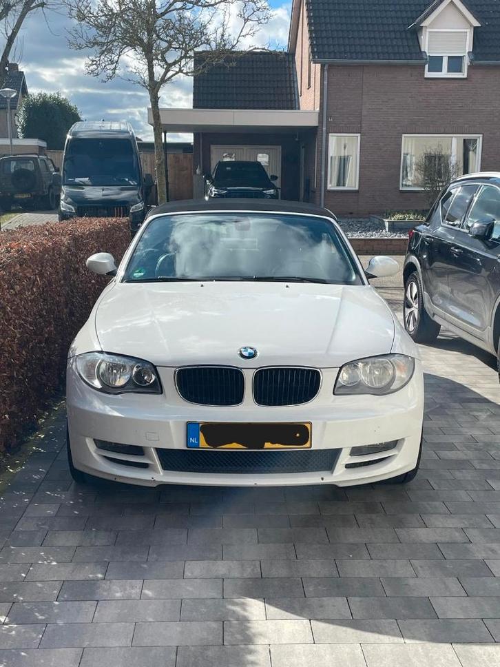 Bmw 1 cabrio E88, Auto's, BMW, Particulier, 1-Serie, Airbags, Airconditioning, Alarm, Bluetooth, Boordcomputer, Centrale vergrendeling