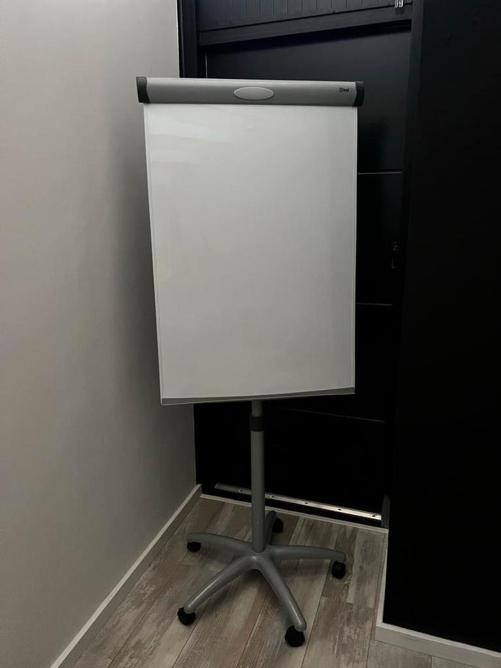 Mobiele flipover met magnetisch staal, Diversen, Bureau-accessoires, Zo goed als nieuw, Ophalen