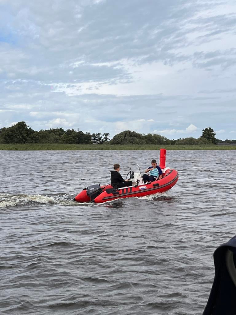 Gebruikte Rubberboot 3.60m - Perfect voor pleziervaart, Watersport en Boten, Gebruikt, Benzine, Minder dan 70 pk, Ophalen