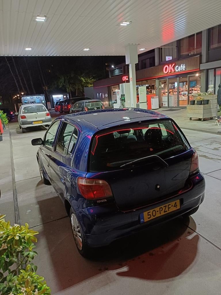 Toyota Yaris blauw (2002), Auto's, Toyota, Particulier, Yaris, Benzine, Hatchback, Geïmporteerd, Blauw, Ophalen