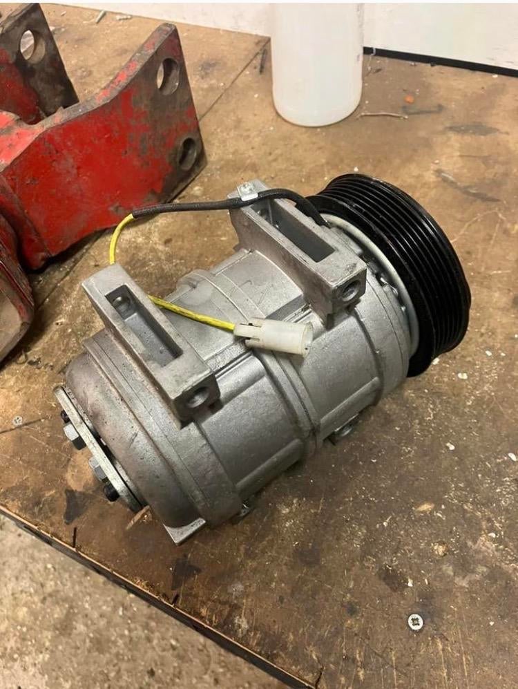 Aircopomp Volvo V70 - Nieuw, Ophalen of Verzenden, Nieuw, Volvo