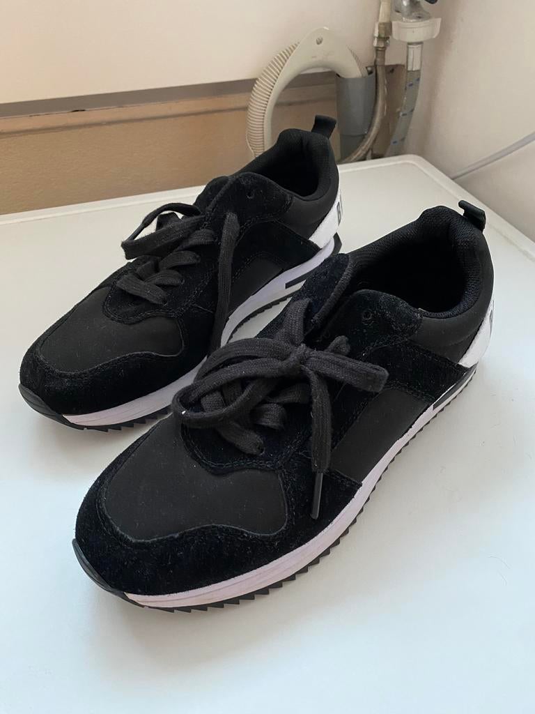 Diverse Sneakers maat 40, Ophalen, Zo goed als nieuw, Schoenen
