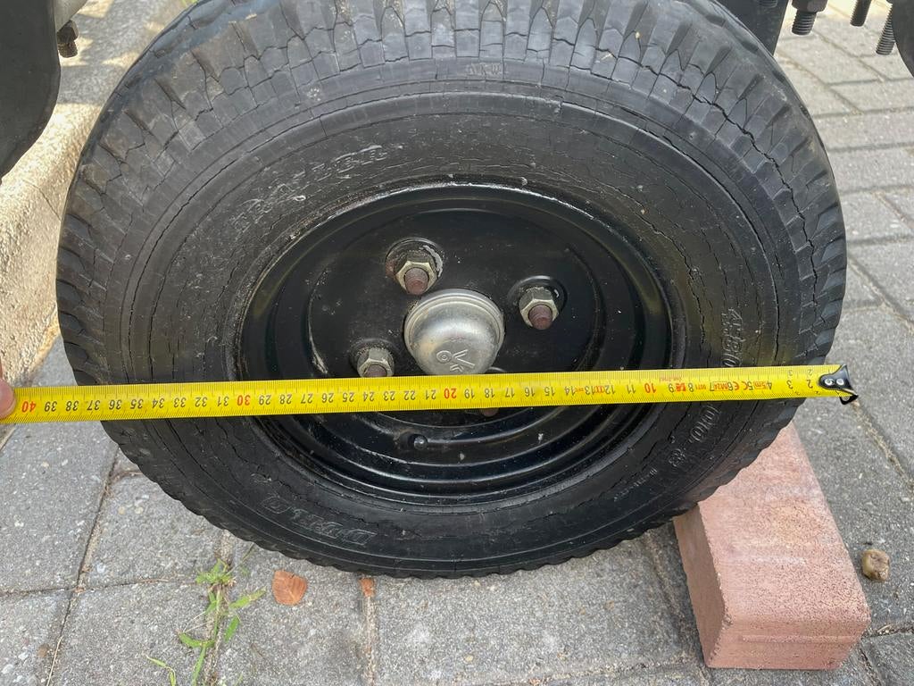 2st Gebruikte trailerbandjes 4.90/4.00-8 met velgen 4x100, Auto diversen, Aanhangwagen-onderdelen, Ophalen of Verzenden, Gebruikt