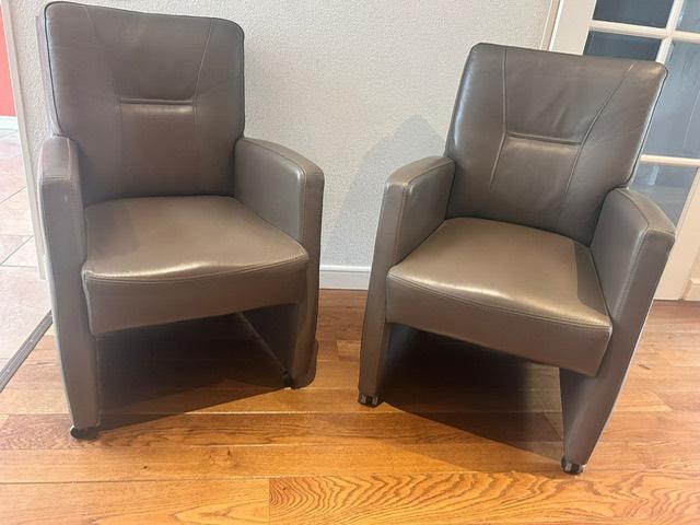 Twee leren fauteuils, Ophalen, Zo goed als nieuw, 50 tot 75 cm, Leer