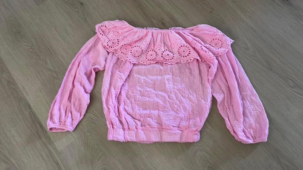 Tess V topje offshoulder, Kinderen en Baby's, Babykleding | Maat 86, Ophalen of Verzenden, Zo goed als nieuw, Meisje, Shirtje of Longsleeve
