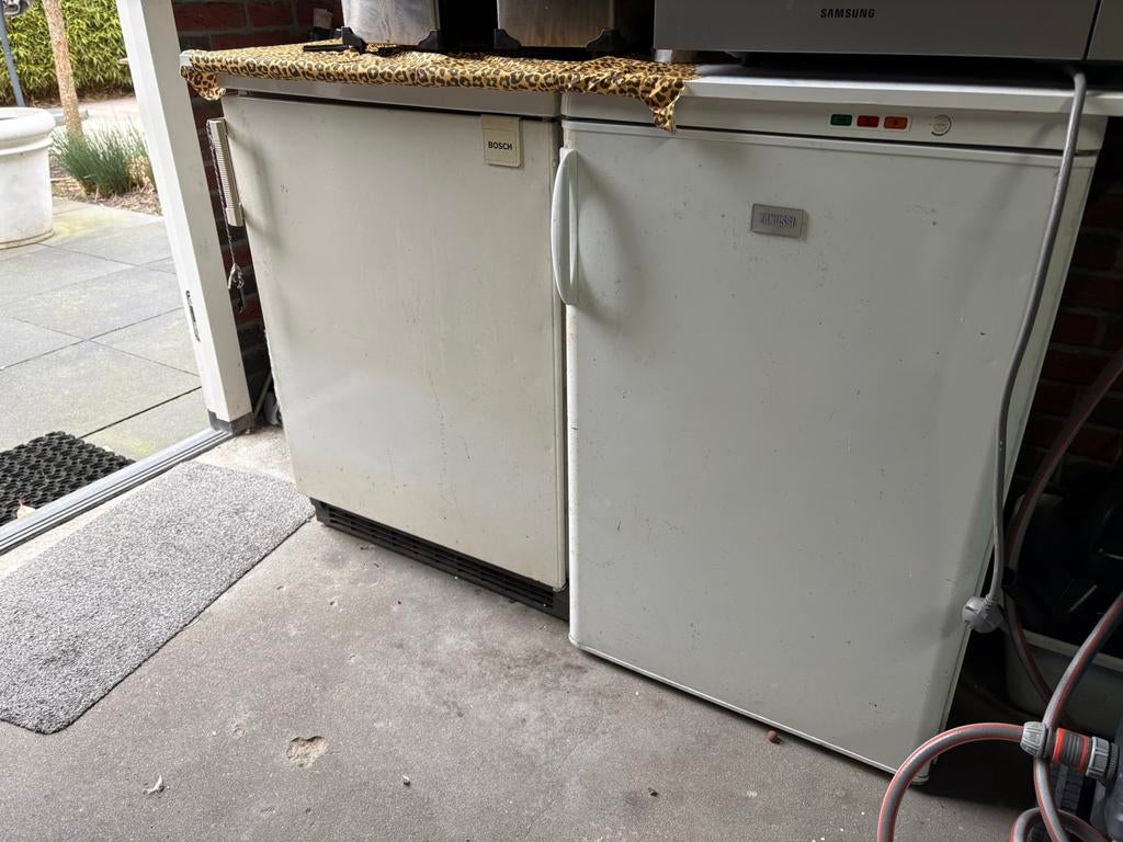 Tafelmodel koelkast en vriezer, Ophalen, Vrieskist, Gebruikt, Minder dan 60 cm