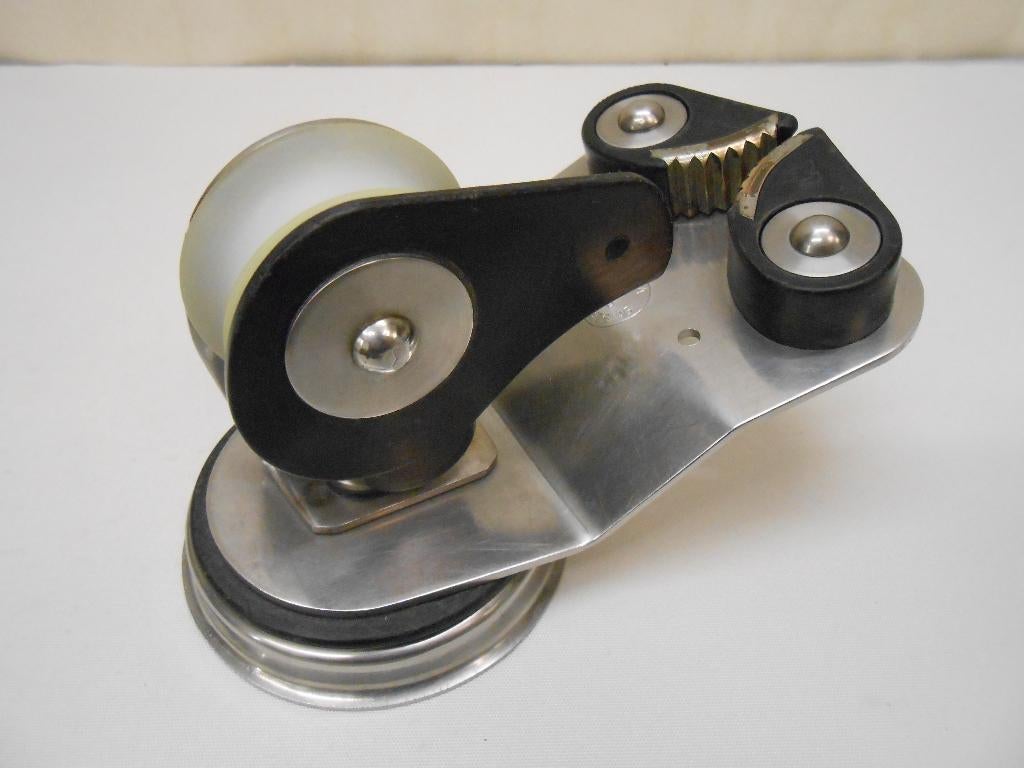 Grootschootblok + klem, voetblok, 1-schijfs, tot 13 mm lijn, Watersport en Boten, Accessoires en Onderhoud, Ophalen of Verzenden